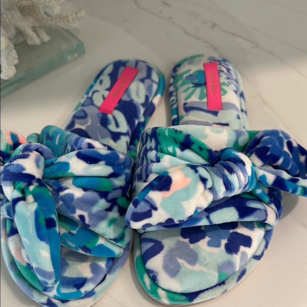 Lilly Pulitzer Colorful Knotted Slippers. Size 8-81/2.